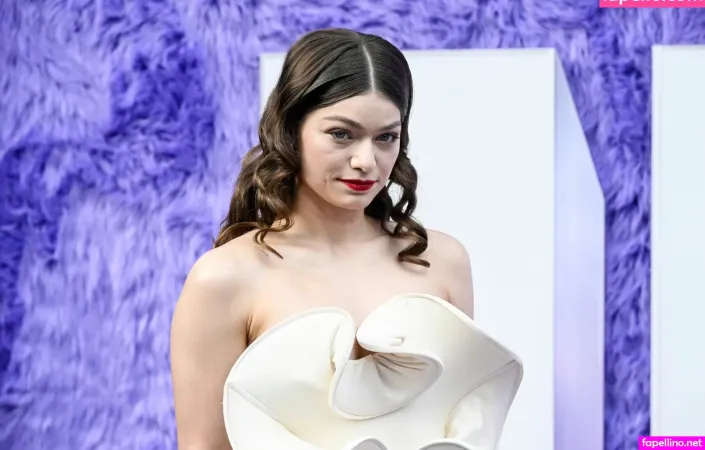 Catharine Daddario OnlyFans Thumbnail #YqgnuyIWKN