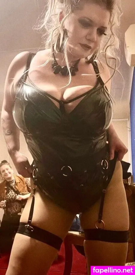 Catherin Sharpies OnlyFans Thumbnail #KcQhOKLiGv