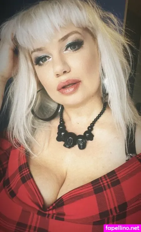 Catherin Sharpies OnlyFans Thumbnail #p1aM7IQuJL