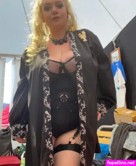 Catherin Sharpies OnlyFans Thumbnail #x9UiHb25rq