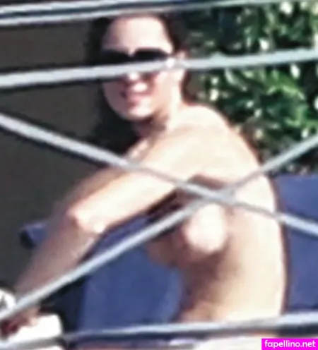 Catherine Elizabeth Middleton OnlyFans Thumbnail #vbW1ZAlcx4