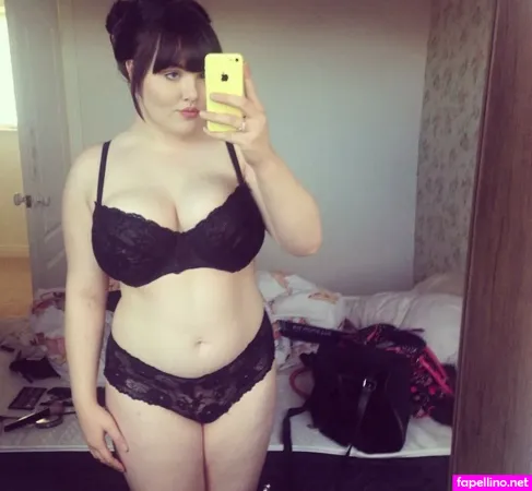 Catherine Ellis OnlyFans Thumbnail #Pe8wKnSV1X