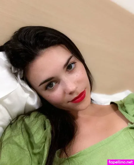 Catherine Gairard OnlyFans Thumbnail #AphGLUwiqo