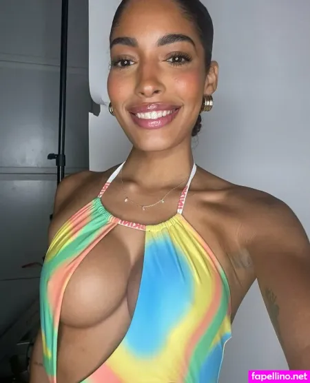 Catherine Marshall OnlyFans Thumbnail #ElEFJOHB3A