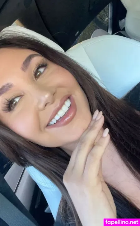 Catherine Mcbroom Catherine Paiz OnlyFans Thumbnail #3uIUhNr5It