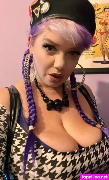 Catherine Sharples OnlyFans Thumbnail #FhKd3b8qw6