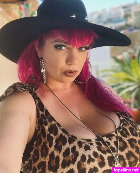 Catherine Sharples OnlyFans Thumbnail #WSlpgkyNfX