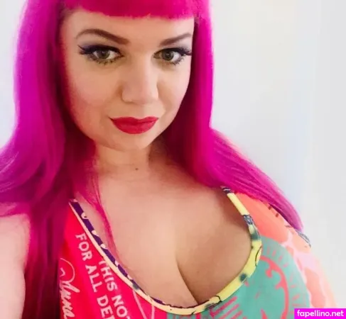 Catherine Sharples OnlyFans Thumbnail #hCuuwZ2aqD