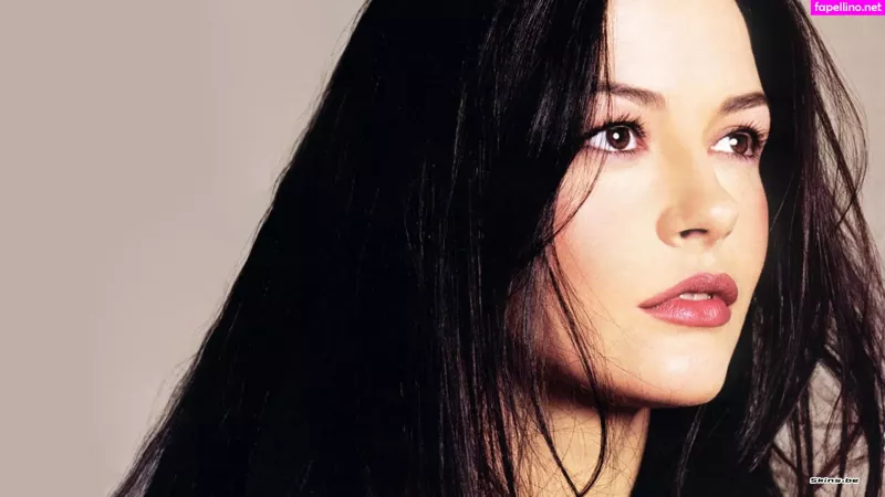 Catherine Zeta Jones OnlyFans Thumbnail #qAzc0hsulD