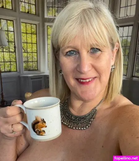Catherinecan1free OnlyFans Thumbnail #QvhTYDUNBI