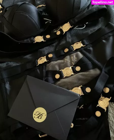 Catherineknight OnlyFans Thumbnail #z3o8oIN7iv