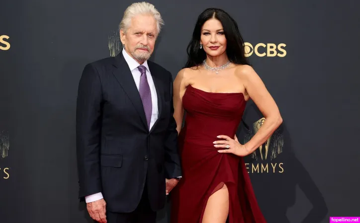 Catherinezetajones OnlyFans Thumbnail #Lw5BTQBCgL