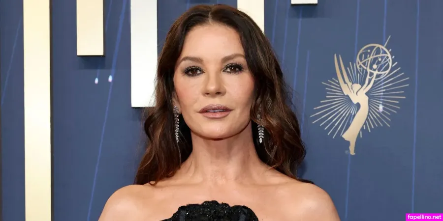 Catherinezetajones OnlyFans Thumbnail #NSWokVDXjE
