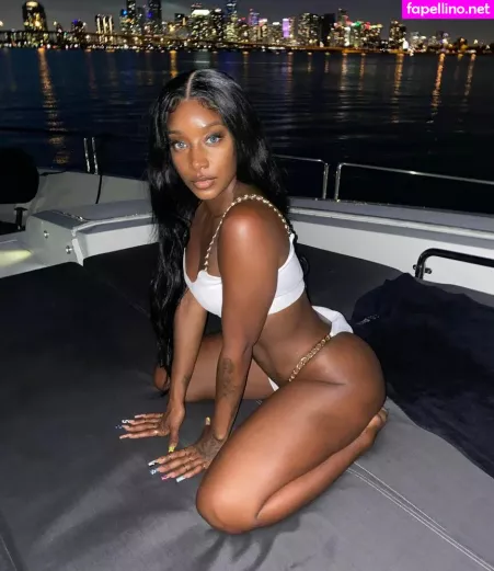 Cathiimedialuna OnlyFans Thumbnail #DxBEi1CLmf