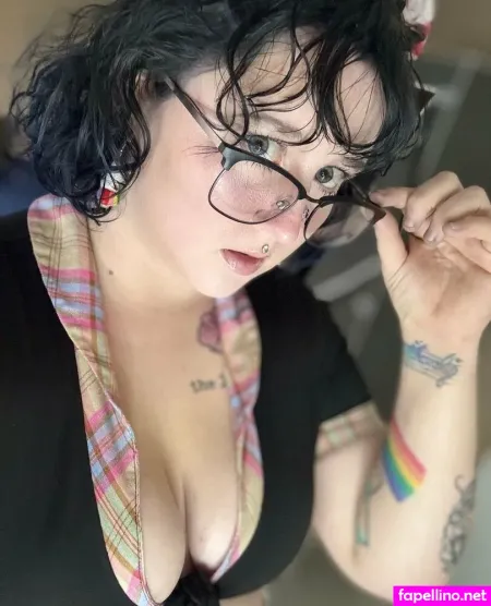 Catholicvirginfree OnlyFans Thumbnail #ELW2Srui9m