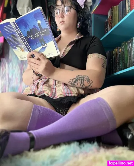 Catholicvirginfree OnlyFans Thumbnail #OFMoZz4Ply