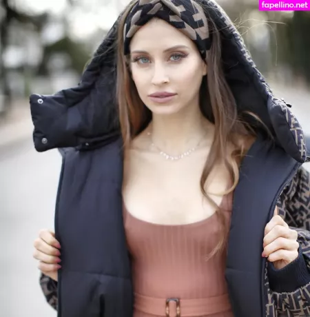 Cathy Hummels OnlyFans Thumbnail #UlMrs1DR7E