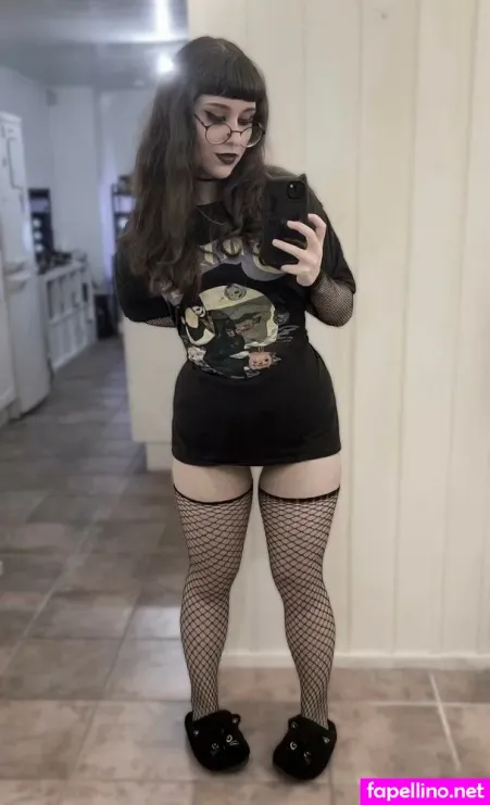 Catluvsfrogs OnlyFans Thumbnail #5U8KfJ0jHS