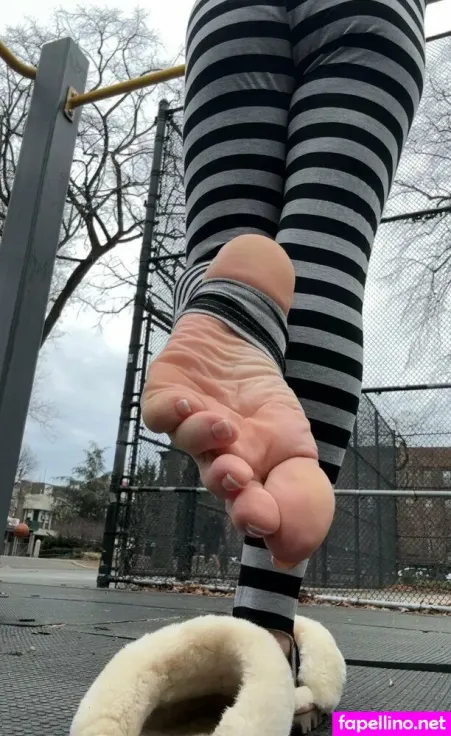Catprincessfeet OnlyFans Thumbnail #3VvRZu0TCY