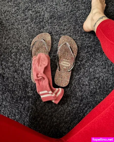 Catprincessfeet OnlyFans Thumbnail #E8b4RaEJV8