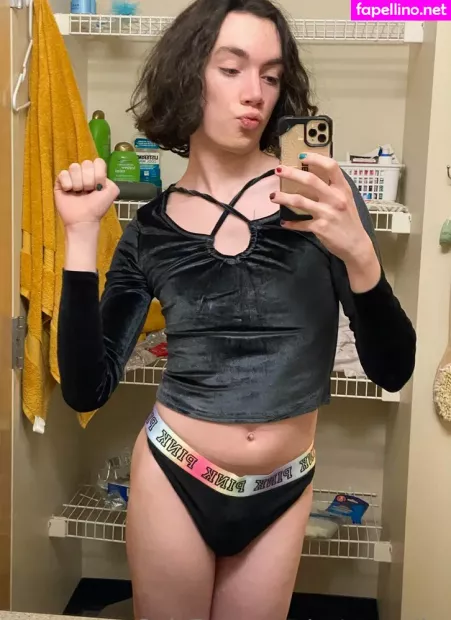 Catsnvodka OnlyFans Thumbnail #FYBV3mutww