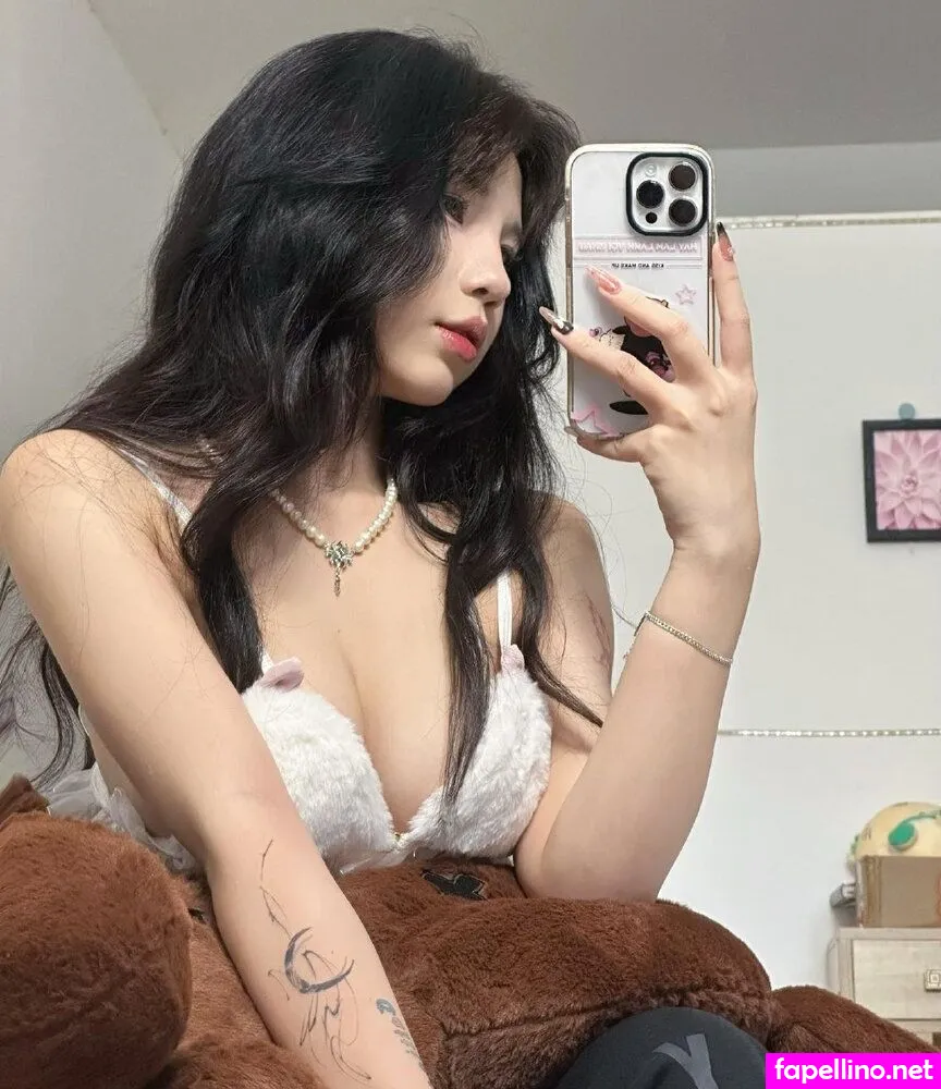 cattia.ttv_, missnaomicatt Nude Leaked OnlyFans Photo #Cu1ihBeuyo