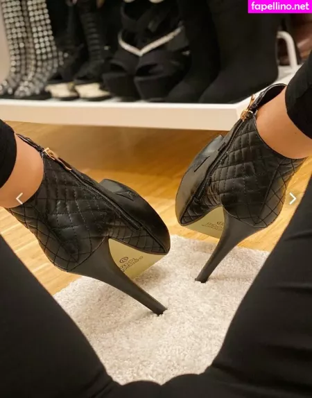 Catwoman385 1 OnlyFans Thumbnail #3z49N84hmj