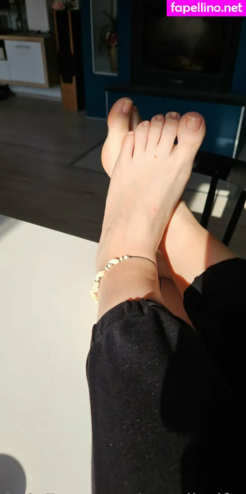 cavalierifeetfree, funwifelife Nude Leaked OnlyFans Photo #eeddLiKofY