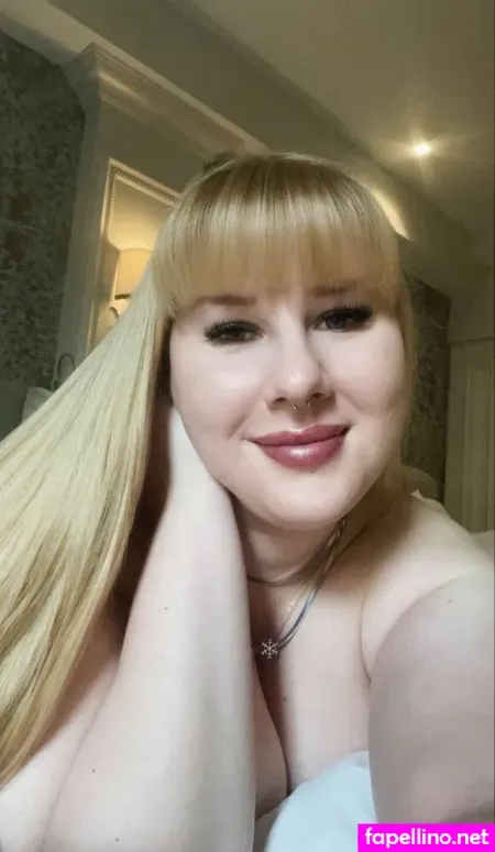 Caylasnow OnlyFans Thumbnail #AbIu8k4dW2