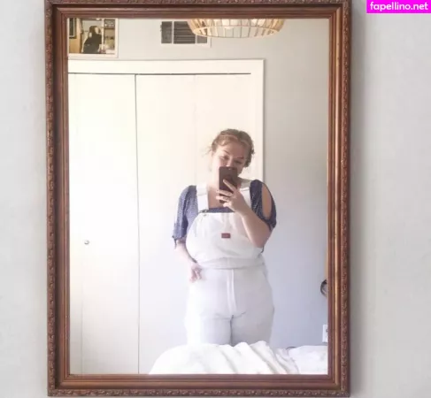 Cayley M OnlyFans Thumbnail #UFgySjkbA1