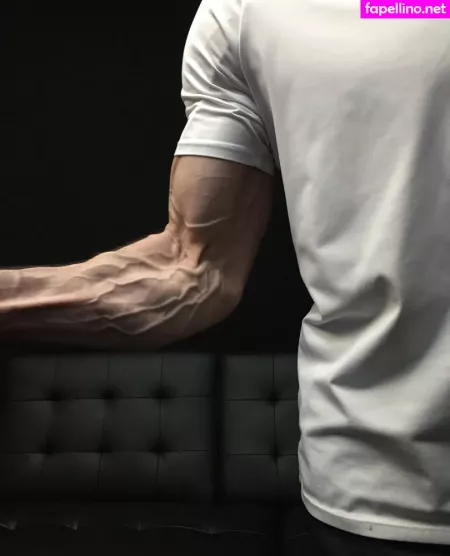 Cbadonis OnlyFans Thumbnail #d5wejs3sio