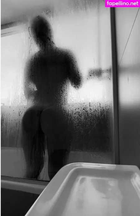 Ccamve OnlyFans Thumbnail #hBrW0MuGLs