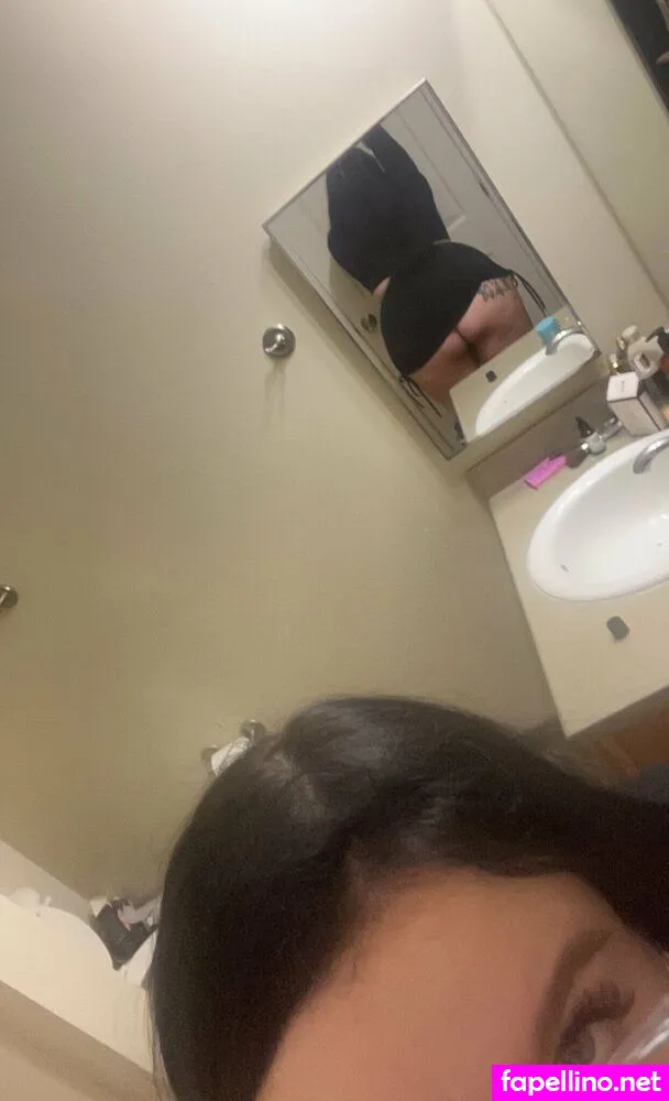 ccmariee, cici_mariie Nude Leaked OnlyFans Photo #yzntTe39FX