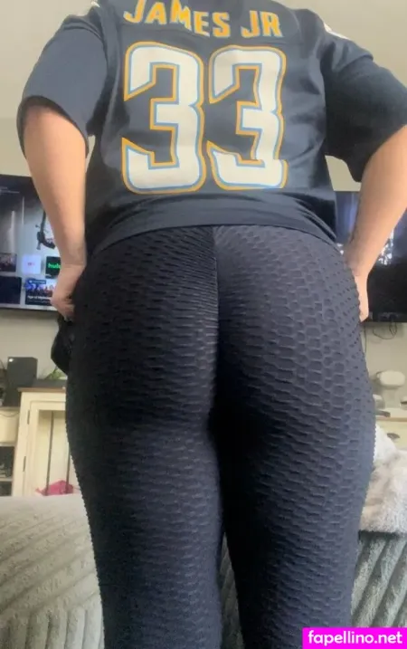 Ccpeachypawg OnlyFans Thumbnail #1scOU5vHn9