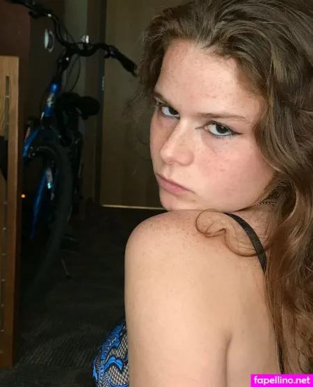 Cece Bbygirl OnlyFans Thumbnail #HpTR0KVNl2