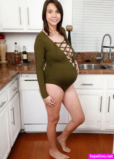 Cece Capella OnlyFans Thumbnail #kRzfXdGNnm