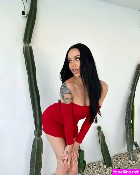 Cecevegaa OnlyFans Thumbnail #Nzrw3xt0y3