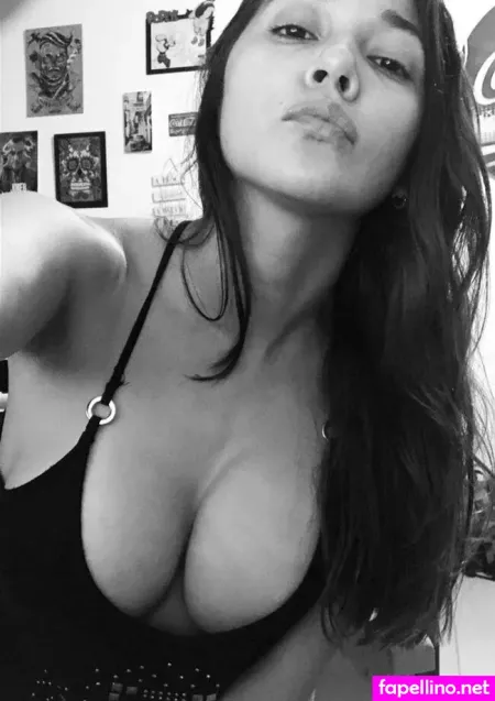 Ceci Paz OnlyFans Thumbnail #XHgGK8TreZ