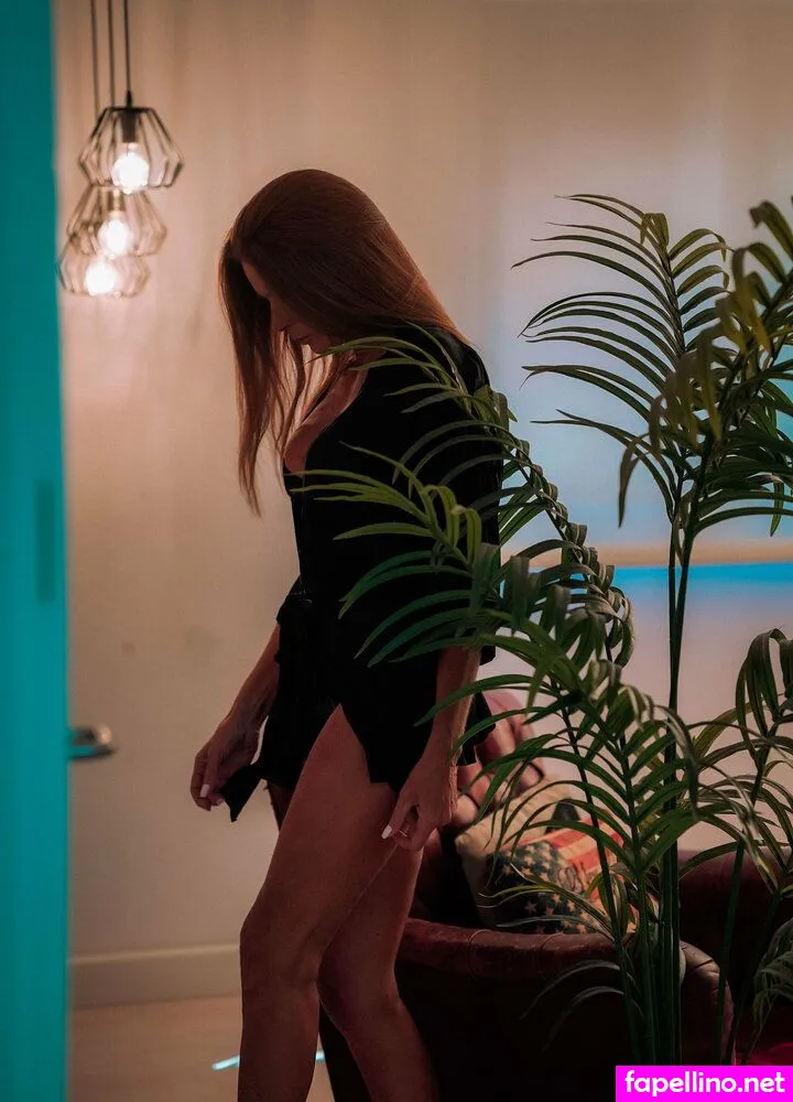 cecilhotmature, reel Nude Leaked OnlyFans Photo #npBDCrPanB