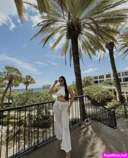 Cecilia Rossell OnlyFans Thumbnail #2jOmq3ywJr