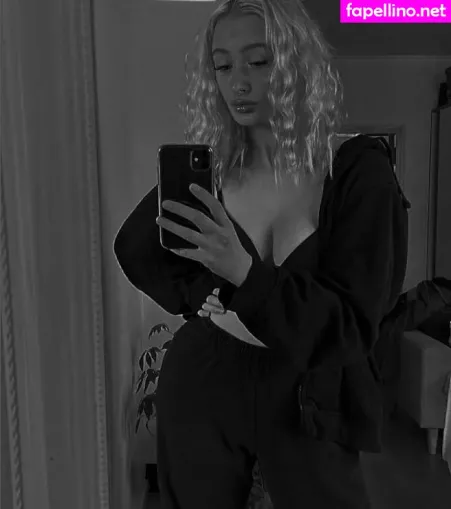 Cecilie M Paasch OnlyFans Thumbnail #J6LgG3xnFP