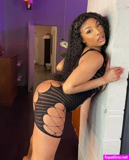 Ceechynaa OnlyFans Thumbnail #Pa4ugp8giL