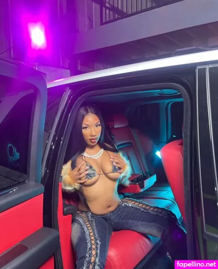 Ceechynaa OnlyFans Thumbnail #YE2IuAX4pv
