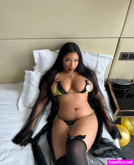 Ceechynaa OnlyFans Thumbnail #t1jMRvPsFL