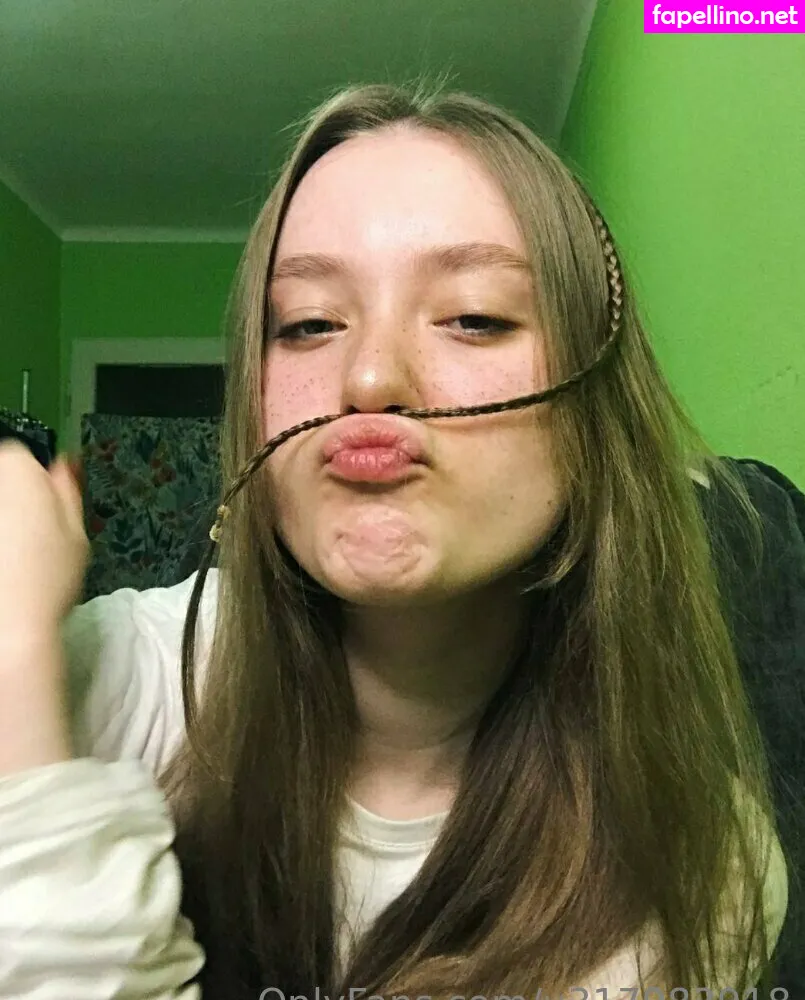 celebrity_hannah_montana Nude Leaked OnlyFans Photo #b9emyrNobV