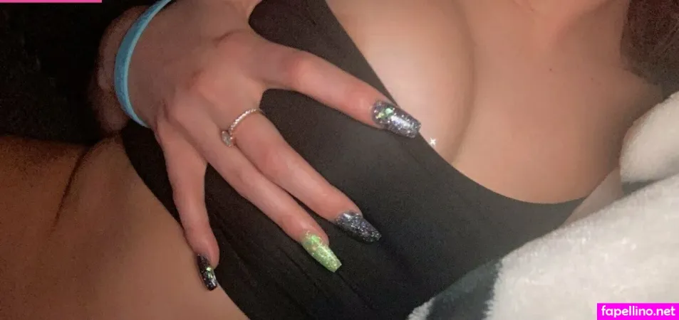 Celest 22 OnlyFans Thumbnail #3pSl7eZmd2