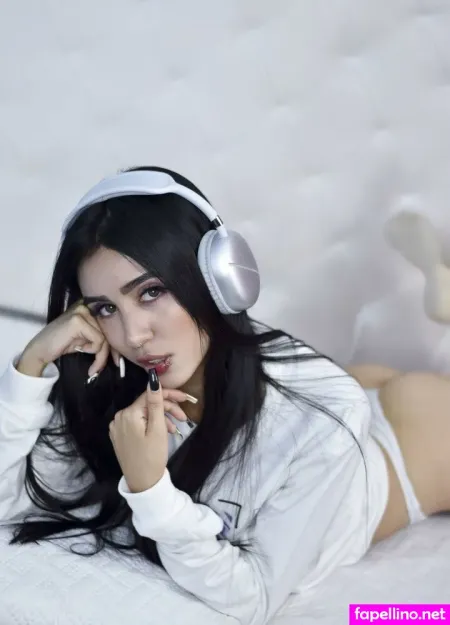 Celeste 1220 OnlyFans Thumbnail #6tKOLHzuOz