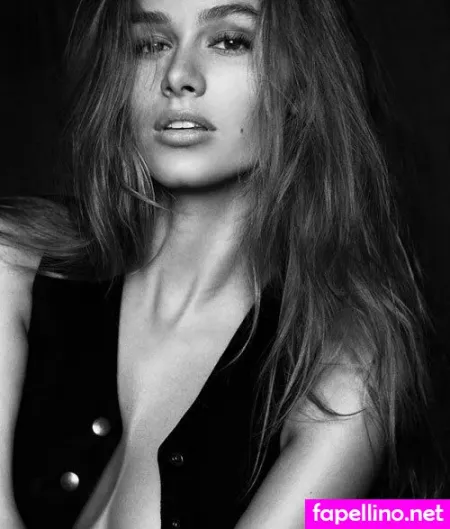 Celeste Desjardins OnlyFans Thumbnail #u94eJ41nx6