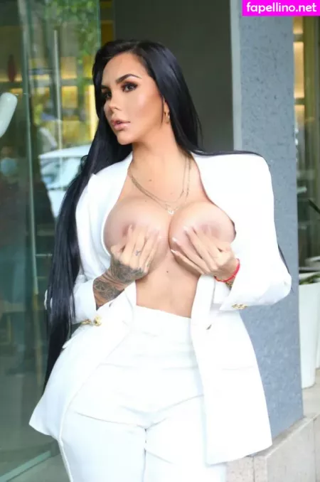 Celeste Useche OnlyFans Thumbnail #N3g1r0DWxh