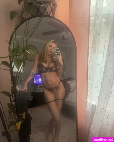 Celeste86 OnlyFans Thumbnail #Fzq2jaRnFU
